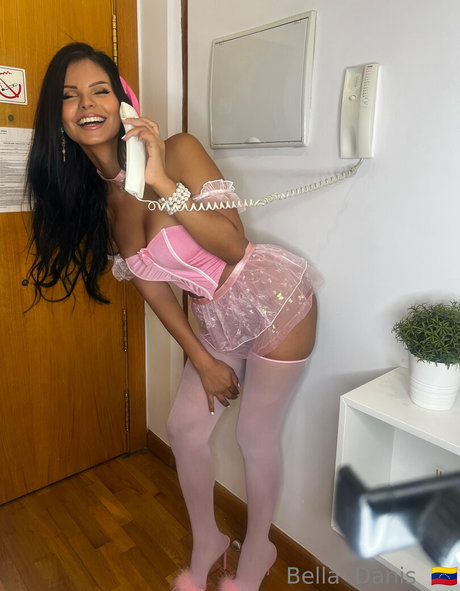 bellapussy25 美しいモデル 画像