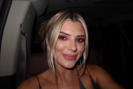 Alissa Violet 素敵なスター 画像