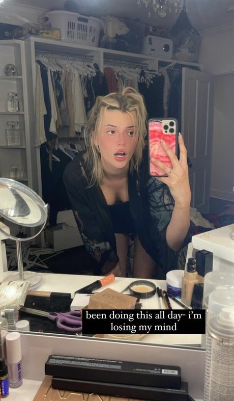 Alissa Violet ヌードのポルノスター アーカイブ