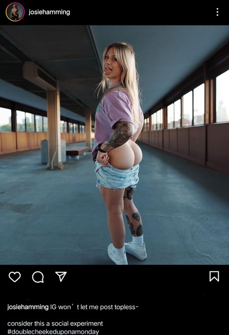 巨乳クーガーオンリーファンズ セクシー 写真