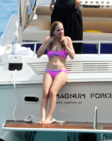 成熟した異人種間オンリーファンズ アート裸 ギャラリー