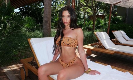 巻き毛のティーンズオンリーファンズ 美しい ギャラリー