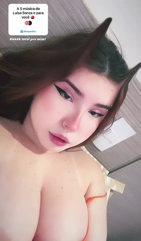 V Pascarelli トップモデル 写真
