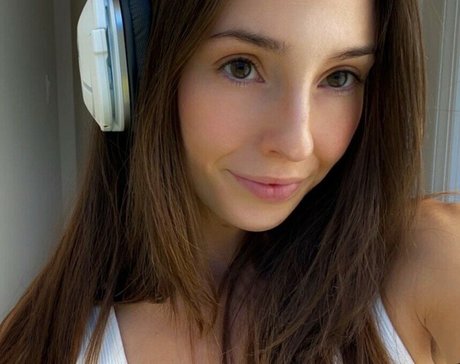 オナニー 潮吹き オンリーファンズ 可愛い アーカイブ