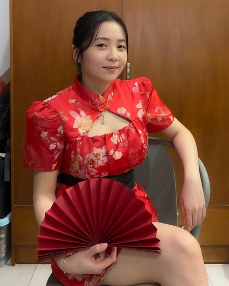 Tamirana NS ヌードのポルノスター 写真