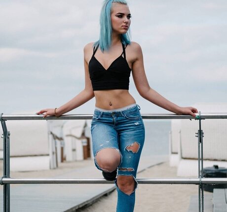 Celine Ritzke ホットなスター ギャラリー