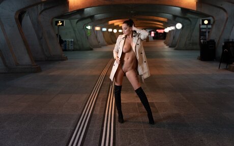 Tanja Weiss ポルノモデル 画像