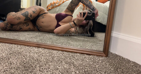 Madison Lippy ポルノ女優 写真