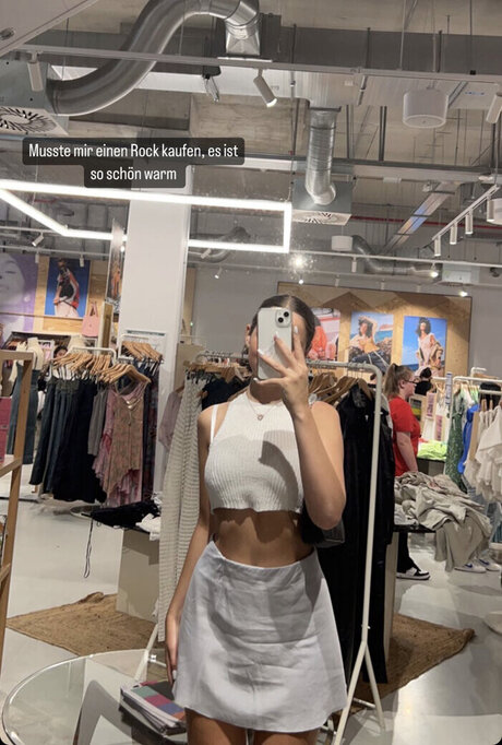 18ヌードオンリーファンズ 美しいヌード 写真