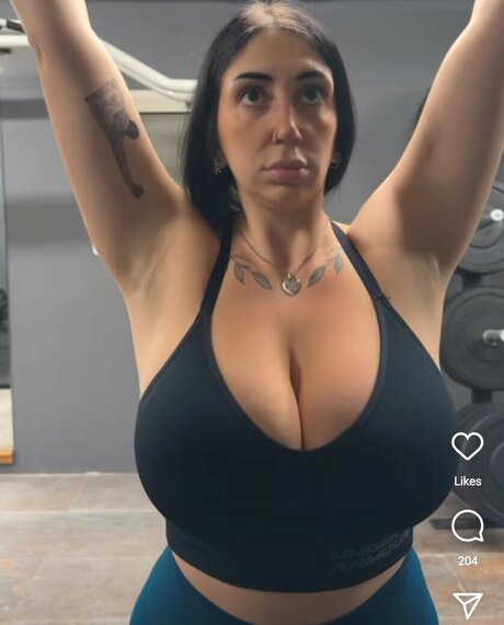 irifitxox 美しい女優 写真