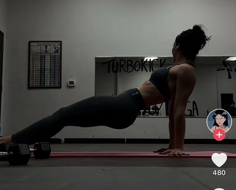 BBWソロオンリーファンズ セクシー裸 アーカイブ