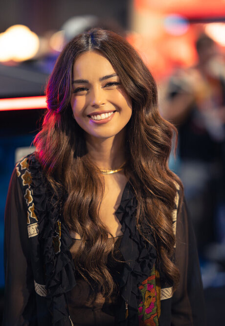 ネイティブオンリーファンズ セクシーヌード 写真