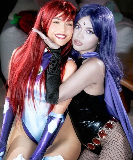 ニューハーフ ドミナトリックス オンリーファンズ アートポルノ 写真