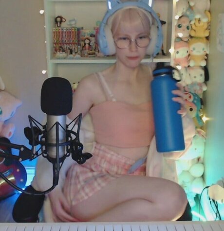 Skymi chan アート女優 写真