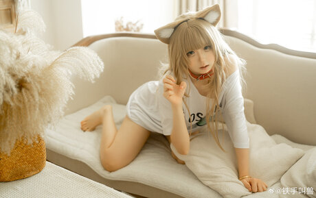 LynnLi7698 ポルノモデル 画像