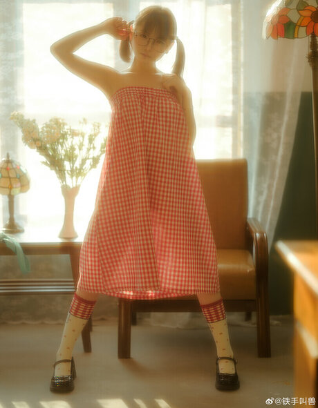 赤毛の熟女オンリーファンズ アートポルノ 写真