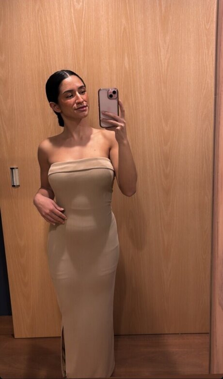 Mikaelachavezt エロティックなスター 写真