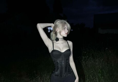 hefxtom 美しいモデル 写真