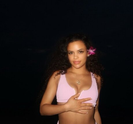 ブラックフィットネスオンリーファンズ パーフェクト 画像