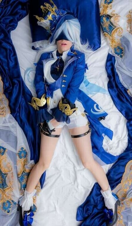 背の高い熟女オンリーファンズ 無料裸 写真