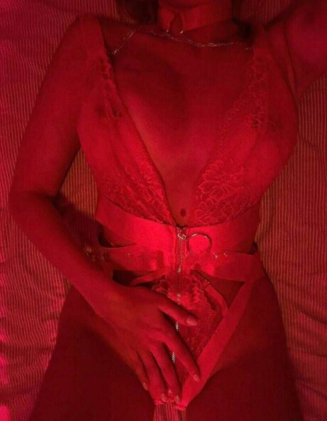 Es1nce 独占スター 写真