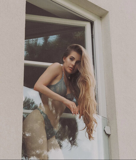 Lisa Marie Schiffner トップモデル 画像