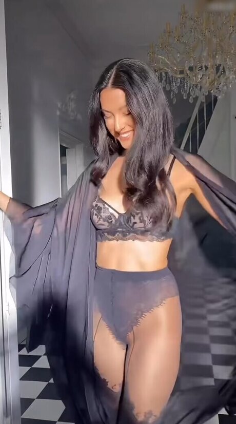 アマチュア DP オンリーファンズ ホット裸 画像