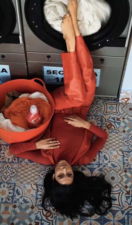 DMオンリーファン セクシーxxx 写真