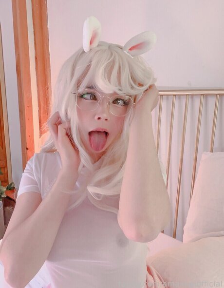 Amaimaiofficial ポルノモデル 写真