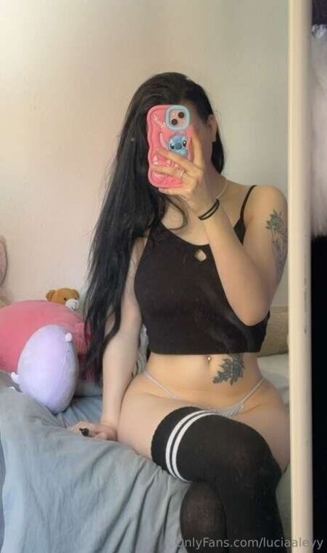 ポルノスターオンリーファンズ アートxxx 画像