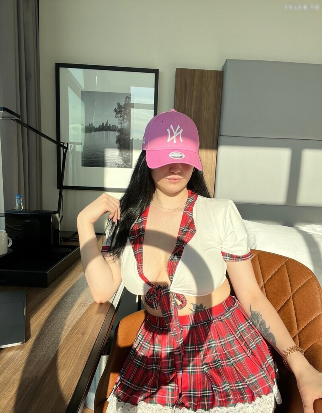 luciaaleyy 裸の女優 画像