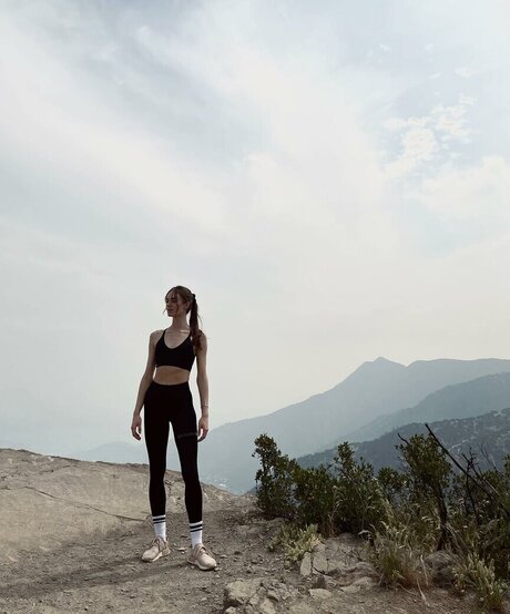 太ったおばあちゃんオンリーファンズ ポルノ 画像