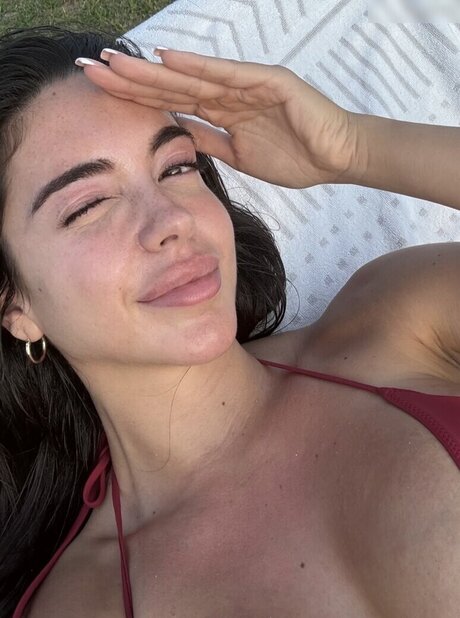 Lya Aylin ホットスター 写真