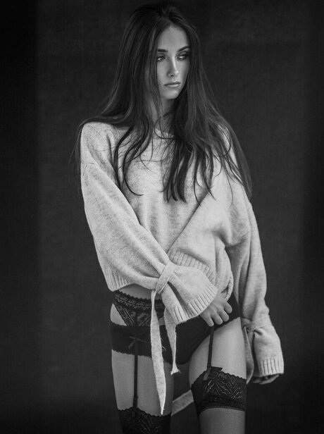 Elsa Couturier 高品質のポルノスター 写真