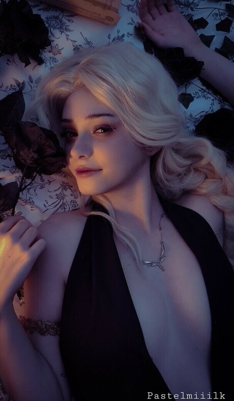 Finnya アダルト女優 写真