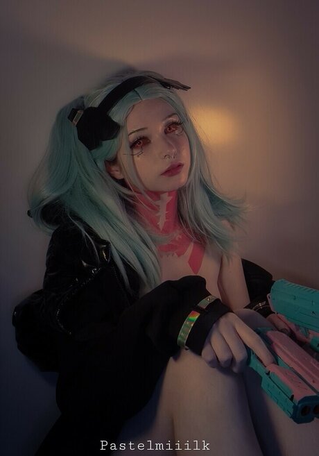 Finnya ヌード女優 写真