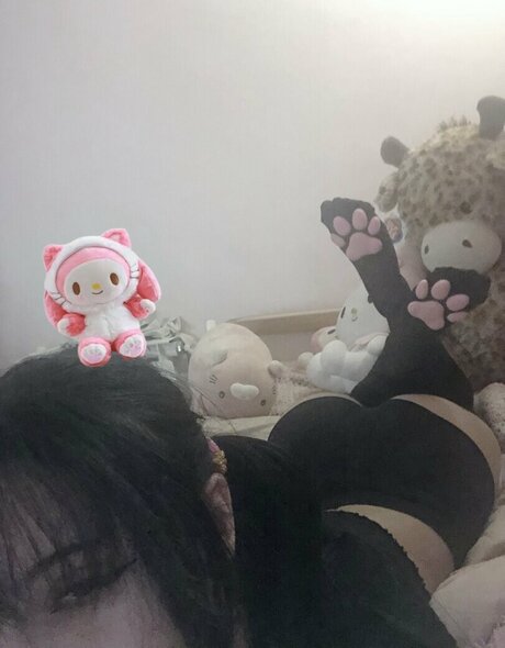 ily yuumi top profile image