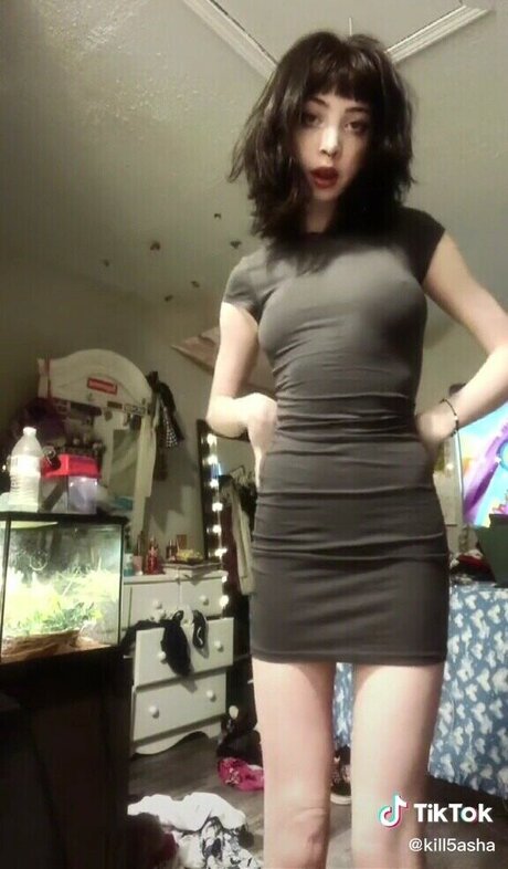 Sashad0ll ポルノスター ヌード アーカイブ