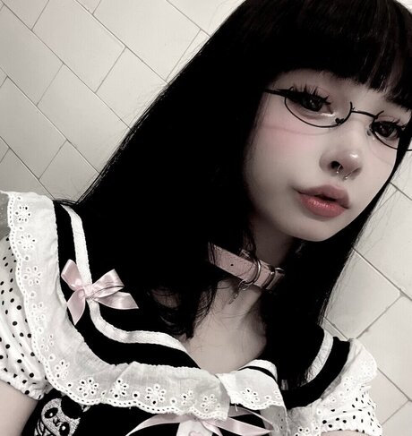 Sashad0ll 高品質のポルノスター 画像