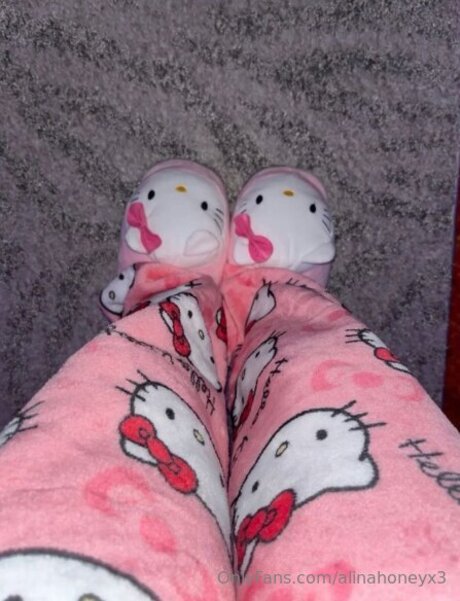 アマチュアレズビアンオンリーファンズ ヌード 画像