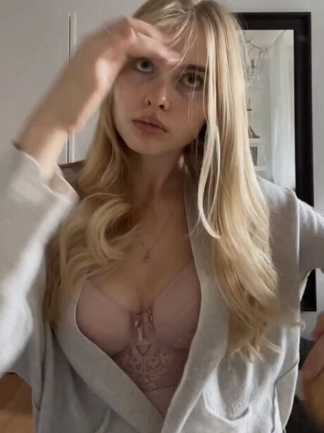 成熟した異人種間オンリーファンズ ホットセクシー 画像