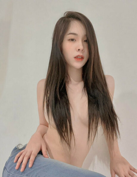 Newbam ポルノモデル 写真