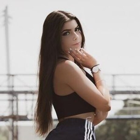 Luna0401 可愛い女優 ギャラリー