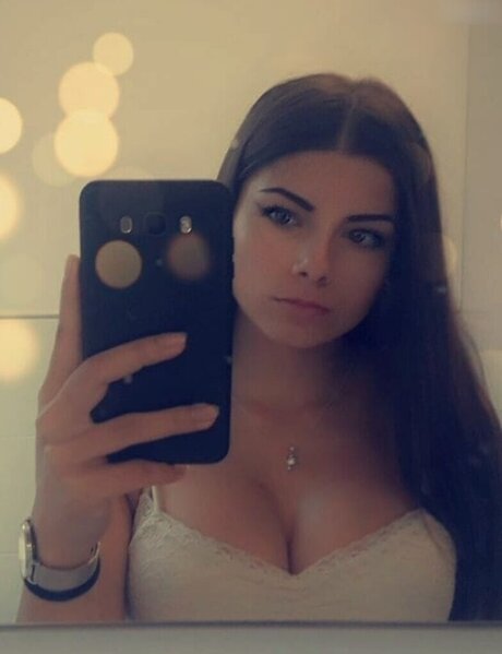 Luna0401 素敵な女優 写真