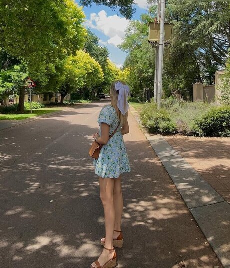 Juliet Small ホットなポルノスター 写真