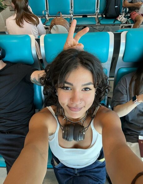 Yashankulova 素敵なスター 画像