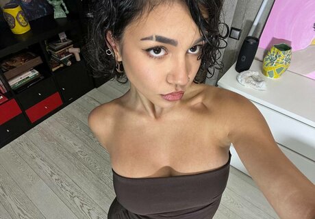 セクシーなアジア人オンリーファンズ ポルノ ギャラリー