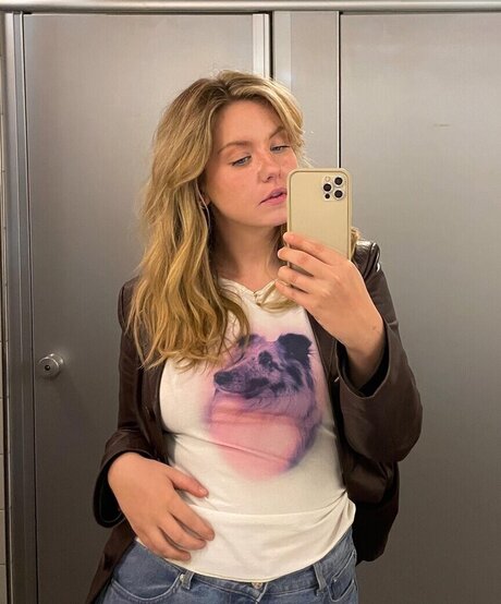 KellyMissesvlog セックスポルノスター 写真