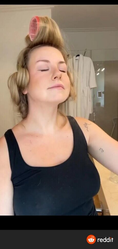 KellyMissesvlog トップ女優 写真