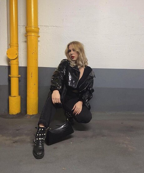 Steffihmn ホットなポルノスター 写真